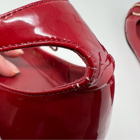 AUTHENTIC! Gucci Red Patent Leather Horsebit Ankle Strap Flats Size 6 - Picture 9 of 15